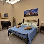 Luna's Apartament